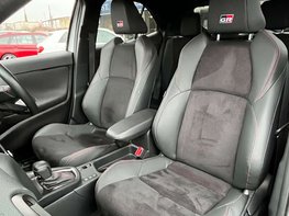 Toyota Yaris Cross 1.5 Yaris Cross GR Sport HEV Auto 5dr 58