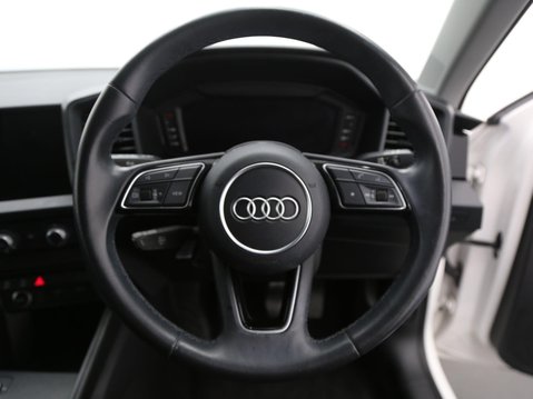 Audi A1 1.0 TFSI 25 Technik Sportback Euro 6 (s/s) 5dr 10