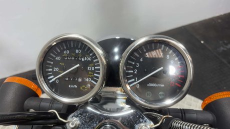 Keeway Superlight 125 2024 ONLY 800 MILES MOT SERVICED 125CC CRUISER BIKE 25
