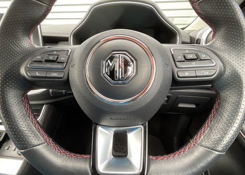 MG HS 1.5 T-GDI EXCITE 22