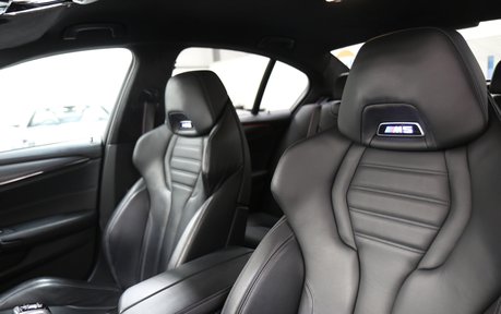 BMW M5 Comfort, Driving Assistant Plus Pack, M Exhaust and B&W 29