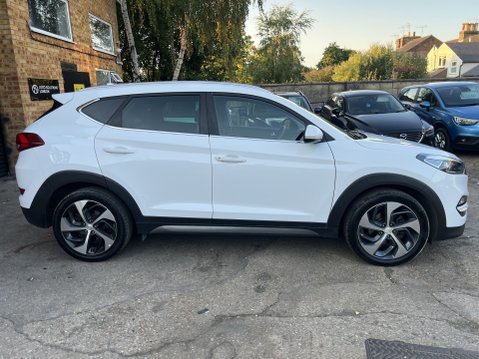 Hyundai TUCSON 1.7 CRDi Blue Drive Premium SUV 5dr Diesel DCT Euro 6 9