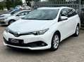 Toyota Auris VVT-I ICON TECH TOURING SPORTS 3