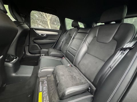 Volvo V90 2.0h T6 Recharge 11.6kWh R-Design Auto AWD Euro 6 (s/s) 5dr 9