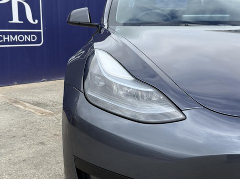 Tesla Model 3 Saloon 4dr Electric Auto RWD (241 bhp) 12