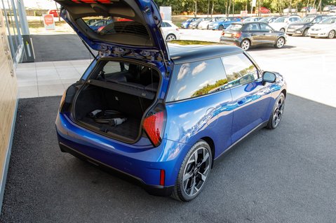 Mini Hatch SE EXCLUSIVE 45