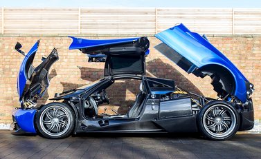 Pagani Huayra 10