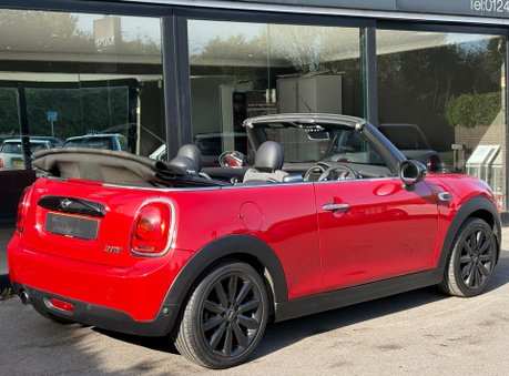 Mini Convertible Cooper 1.5 Chili / Media - SAT NAV + MINI CONNECTED + 17" ALLOYS 2