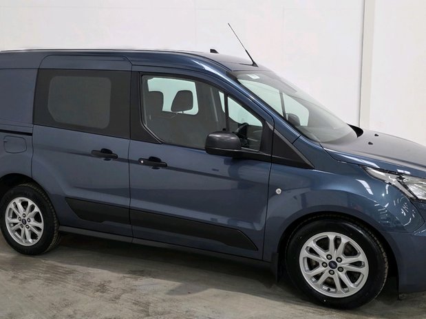 Ford Transit Connect Transit Connect 240 L1 H1 Trend 1.5L 100PS 8 Speed Auto 3