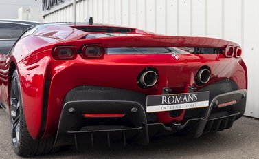 Ferrari SF90 Stradale 25
