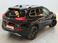Jeep Cherokee 2.2 MultiJetII Overland SUV 5dr Diesel Auto 4WD Euro 6 (s/s) (200 ps) 17