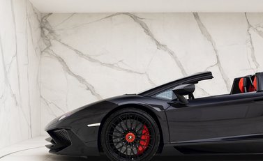 Lamborghini Aventador SV LP 750-4 Roadster 34