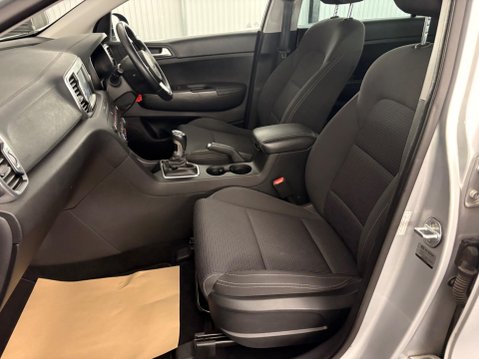 Kia Sportage 1.6 GDi 2 Euro 6 (s/s) 5dr 4