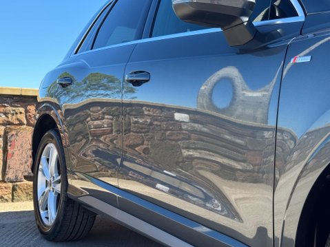 Audi Q3 2.0 TDI 35 S line S Tronic Euro 6 (s/s) 5dr 11