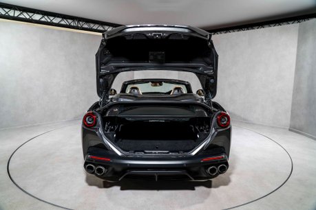 Ferrari Portofino FULL FSH. PASSENGER DISPLAY. SPORTS EXHAUST. MAGNERIDE SUSPENSION. 63