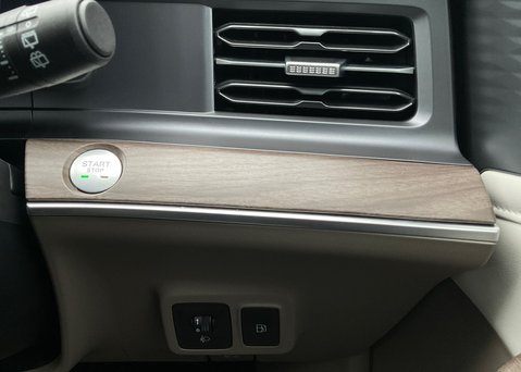 MG MGS9 1.5 T-GDI PHEV PREMIUM 23