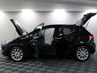 Ford Fiesta TITANIUM X 6