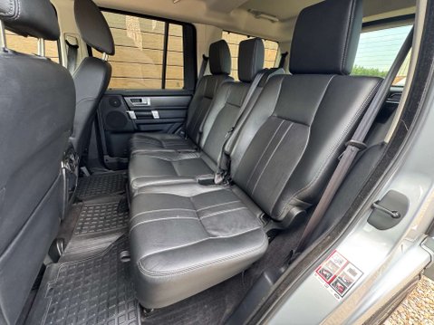 Land Rover Discovery 3.0 Discovery SE Tech SDV6 Auto 4WD 5dr 39