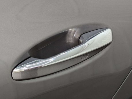 Mercedes-Benz CLA Class 2.0 CLA 220 AMG Line Premium+ Auto 4dr 29