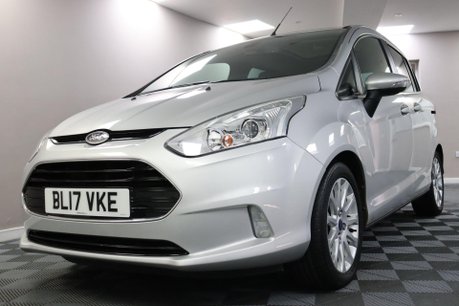 Ford B-Max TITANIUM X NAVIGATOR 28
