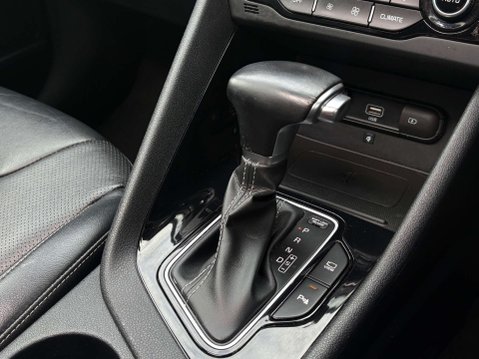Kia Niro 1.6 Niro 4 HEV Semi-Auto 5dr 46
