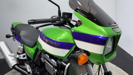 Kawasaki Zephyr ZRX 2001 33K NEW MOT CLASSIC MUSCLE BIKE VERY CLEAN 1100CC 12