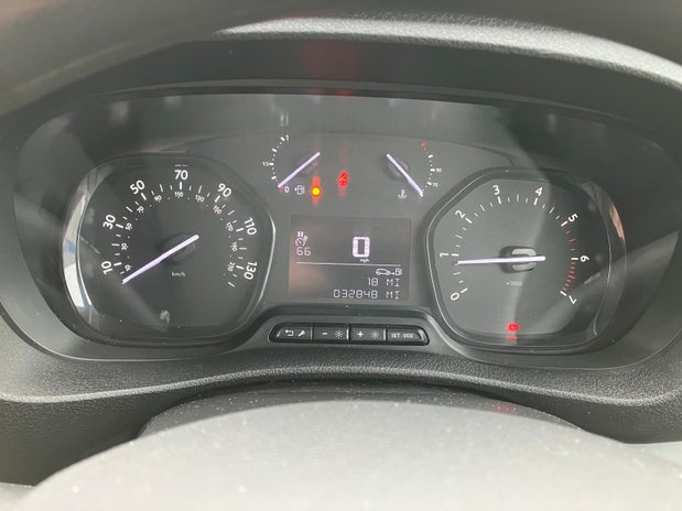 Vauxhall Vivaro VIVARO L2 DIESEL 2900 1.5d 100PS Dynamic H1 Van 13
