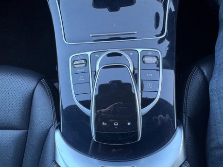 Mercedes-Benz C Class C250 BlueTEC AMG Line G-Tronic+ Euro 6 (s/s) 5dr 27