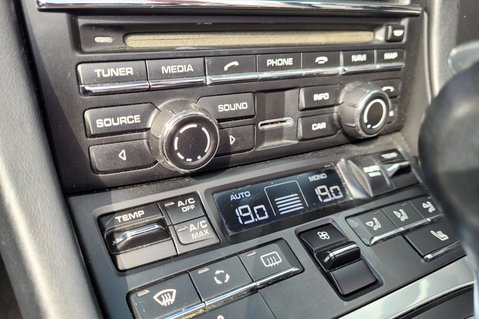 Porsche 911 CARRERA S PDK 42