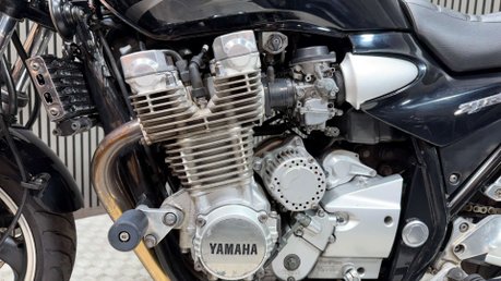 Yamaha XJR1300 2002 52K NEW MOT CLEAN BIKE OHLINS SHOCKS WARRANTY 1300CC 9