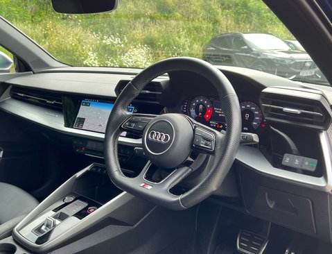 Audi S3 2.0 S3 Sportback TFSI Quattro Semi-Auto 4WD 5dr 17