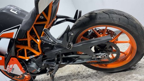 KTM RC 125 2016 33K SPORT BIKE PROJECT BIKE SPARES OR REPAIR 125CC 15