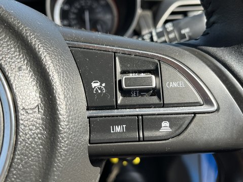 Suzuki Swift 1.2 Dualjet 83 12V Hybrid SZ-L 5dr 19