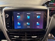 Peugeot 208 1.2 PureTech Allure Premium Euro 6 5dr 27