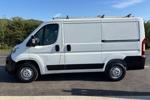 Citroen Relay 33 L1H1 X 120 ps BlueHdi Panel Van - Racking & Invertor 7