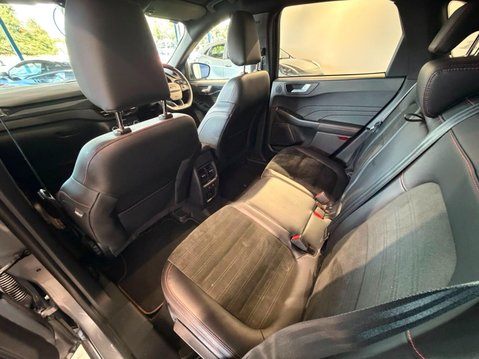 Ford Kuga 2.5h Duratec ST-Line Edition CVT Euro 6 (s/s) 5dr 34