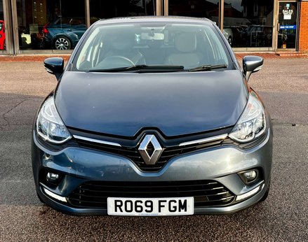 Renault Clio 0.9 Clio Iconic TCe 5dr 5
