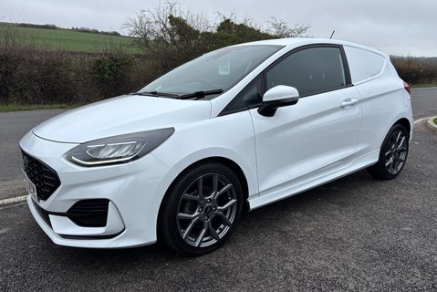 Ford Fiesta Sport 125 ps Mhev 1