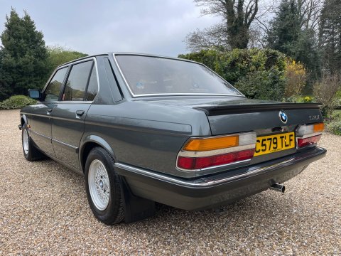 BMW 5 Series E28 518i Saloon 12