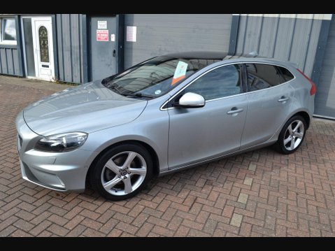 Volvo V40 1.6 T3 R-Design Nav Euro 5 (s/s) 5dr 10