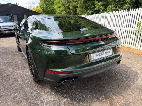 Porsche Panamera 4 PDK 17