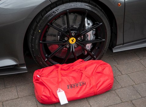 Ferrari 488 Pista 35