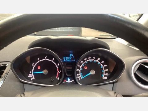Ford Fiesta 1.0T EcoBoost Zetec Euro 5 (s/s) 5dr 8