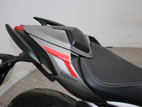 Triumph Street Triple 765 STREET TRIPLE RS 30