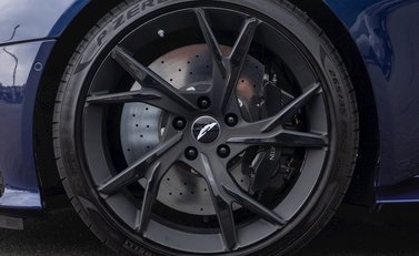 Aston Martin DBS Superleggera 10