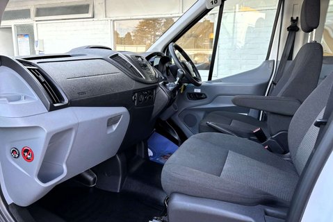 Ford Transit 460 L4 H3 17 Str Minibus with Air Con - Direct from MOD 16