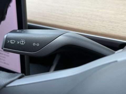 Tesla Model 3 Model 3 Performance AWD 4WD 4dr 40