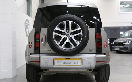 Land Rover Defender XS Edition MHEV P400 - 6 Seats, 11.4 Screen and Superb Specification 7