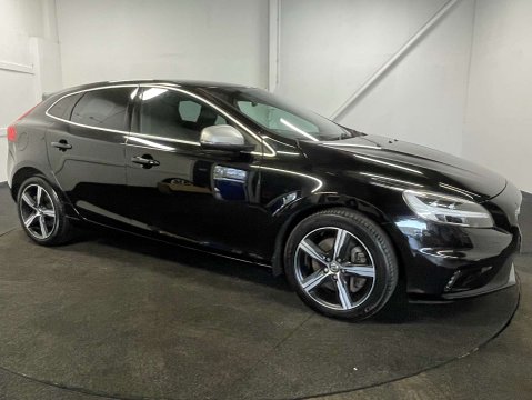 Volvo V40 1.5 V40 R-Design Edition T3 Auto 5dr 6