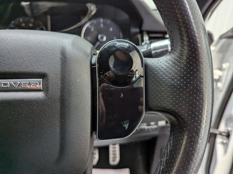 Land Rover Range Rover Evoque 2.0 Range Rover Evoque R-Dynamic D 4x2 5dr 73